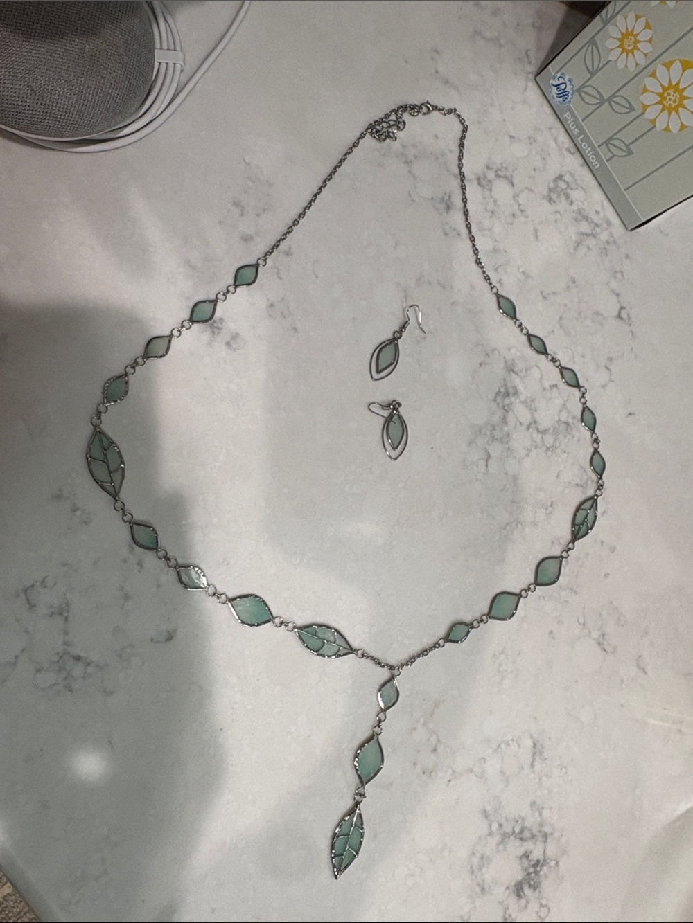 Silver leaf chain and earrings